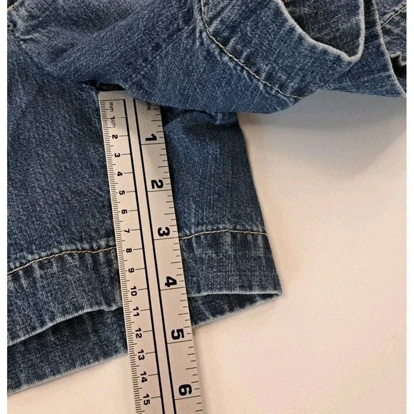 Gap Classic Fit Denim Jean Shorts Women's 8 Blue Capsule Preppy Minimalist - Picture 8 of 9